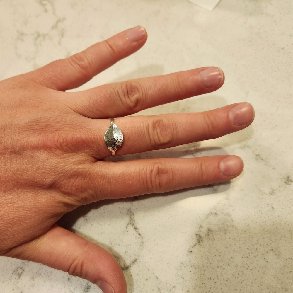 New Sterling Silver Adjustable-Size Leaf Ring - image 3